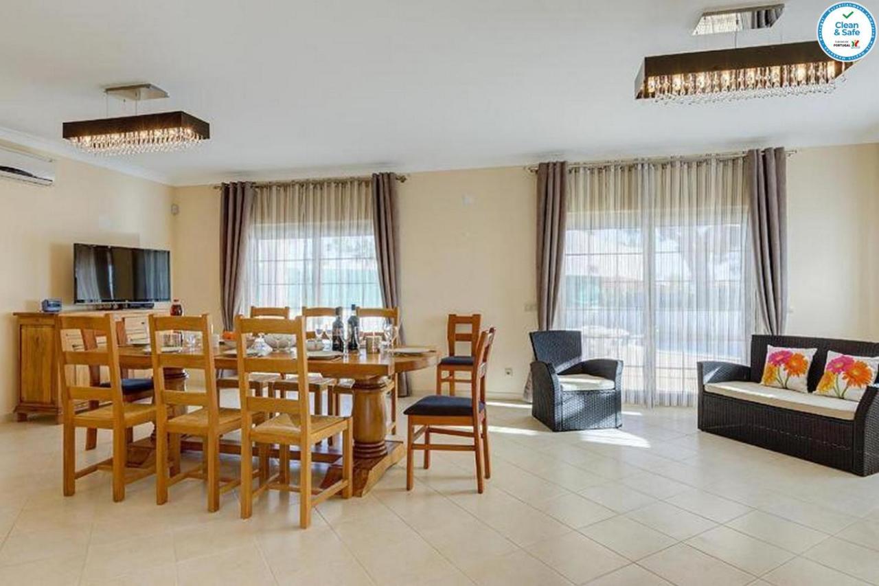 Villa Mikael - Free Wi-Fi - Aircon - Private Pool By Bedzy Albufeira Luaran gambar